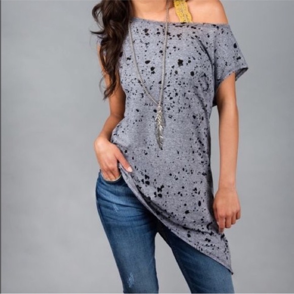 Evereve Tops - EVEREVE X Michael Stars Gray Asymmetrical T-Shirt with Black Spotted Burnout